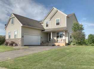 6781 Queensland Ln N, Maple Grove, MN 55311