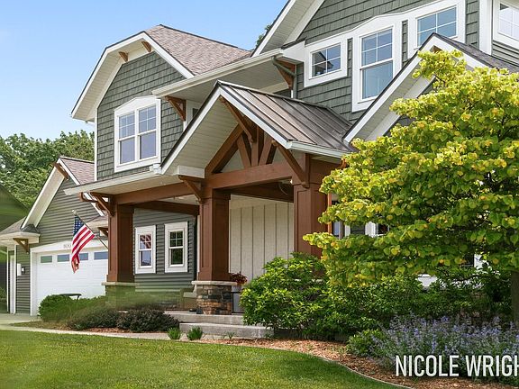 3rd image of 600 Stonehill Ct