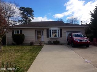 159 Spinnaker Avenue, Manahawkin, NJ 08050