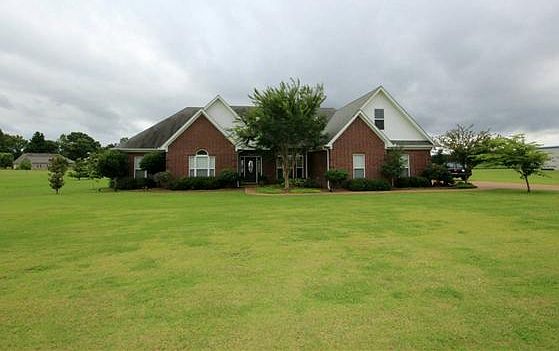 1st image of 2035 Green Chase Dr