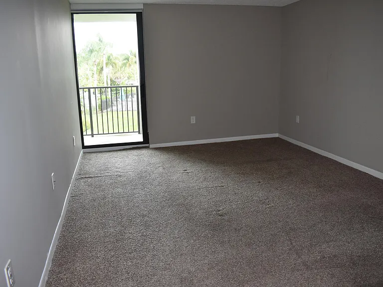 1201 River Reach Dr #207 — Photo 13