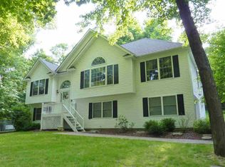 116 Bushwick Rd, Poughkeepsie, NY 12603