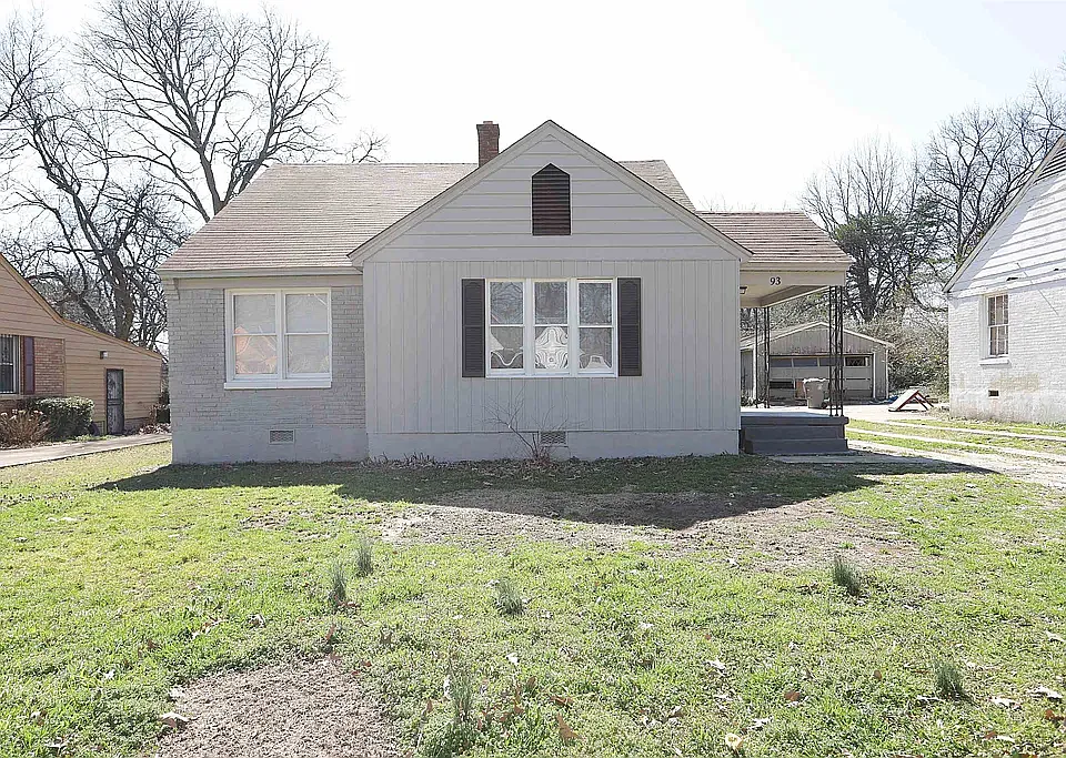 93 E Fernwood Ave
