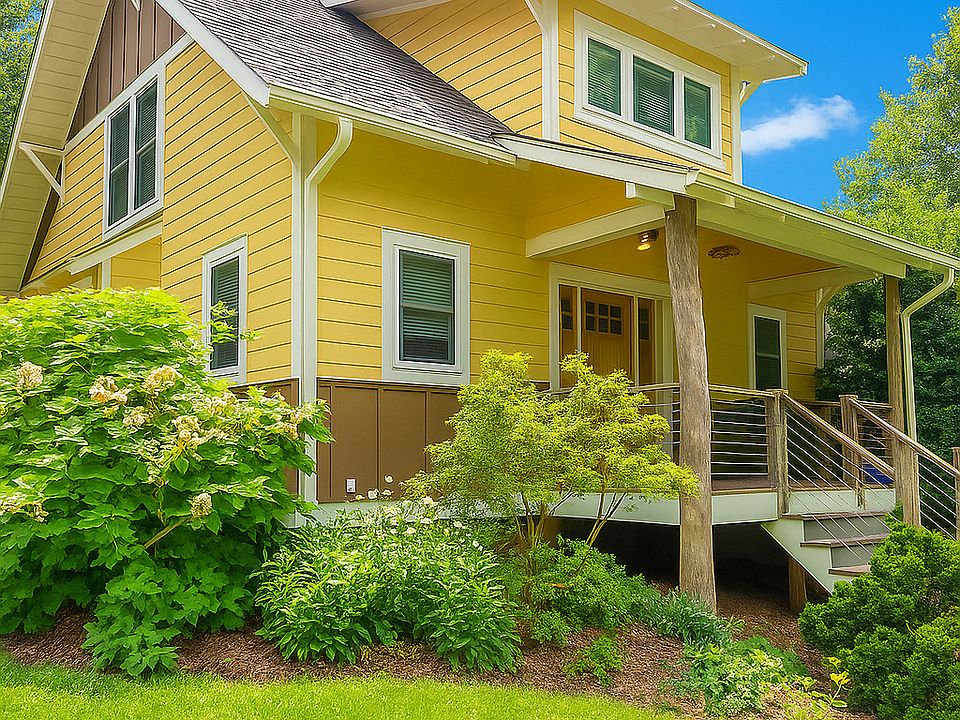 Arts and Crafts Home Built by JAG Construction