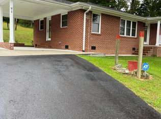 81 Terrys Creek Rd, Zirconia, NC 28790