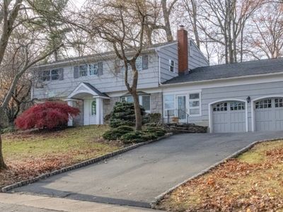 6 Camelot Way, Parsippany, NJ, 07054