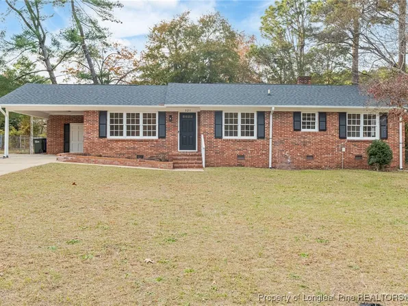 321 Summer Hill Rd, Fayetteville, NC 28303