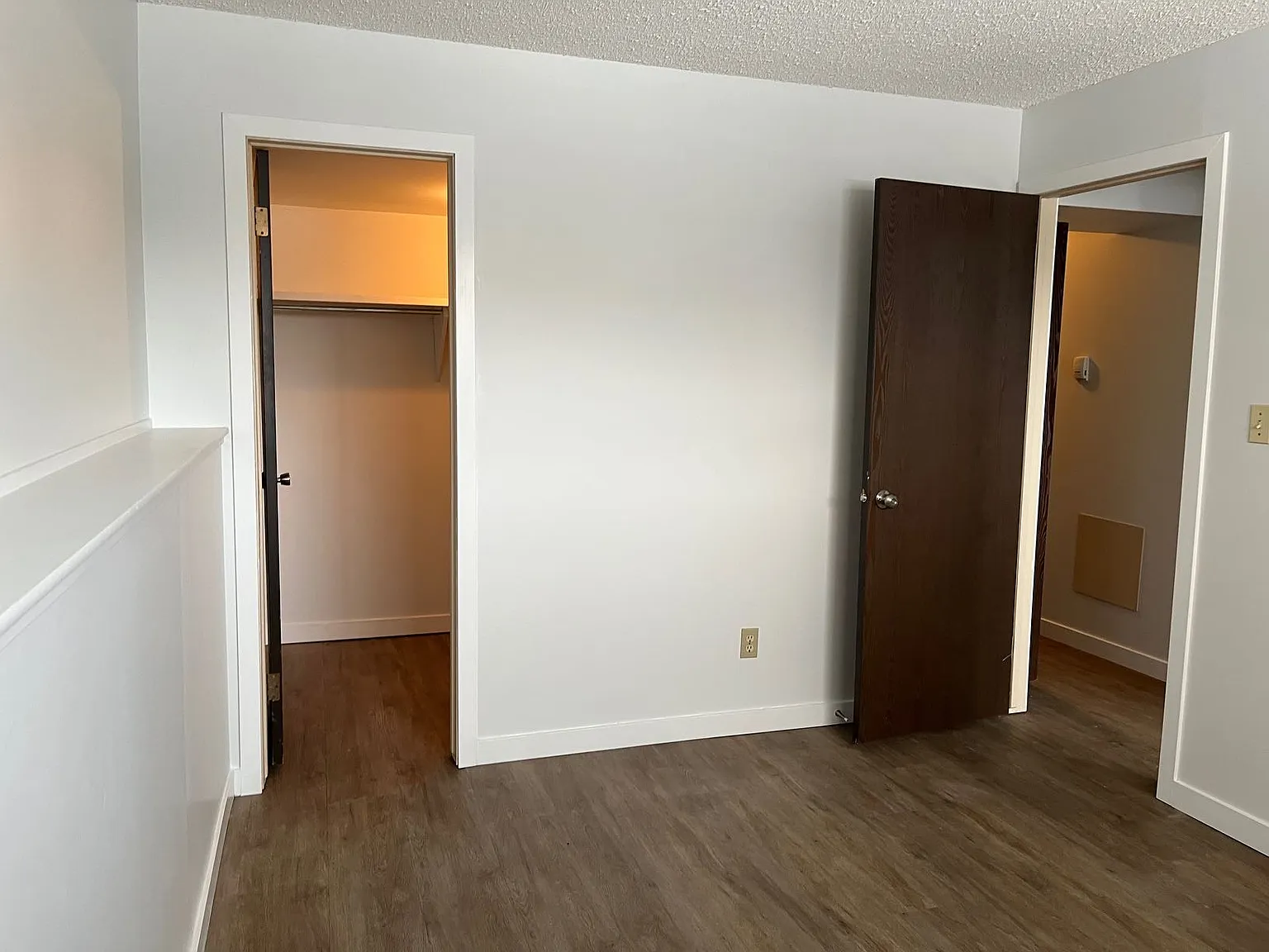17 Cardinal Avenue Red Deer — Photo 3