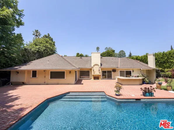 1094 Garden Ln, Beverly Hills, CA 90210