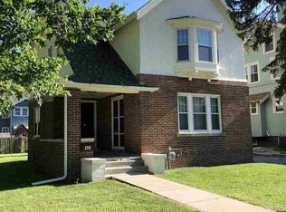 2715 Bauman Ave, Omaha, NE 68112