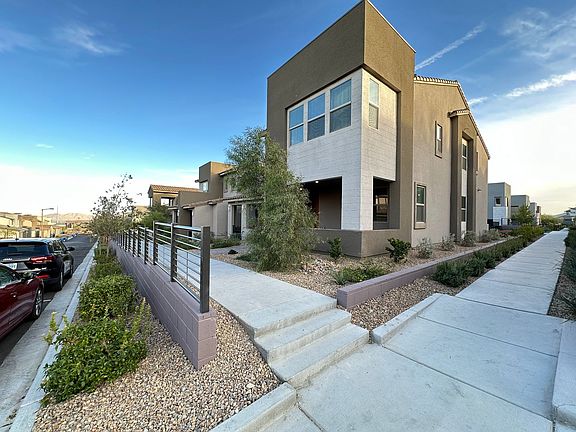 3rd image of 11601 Alpine Cove Ave