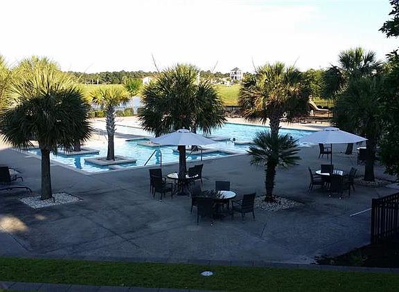 2nd image of 464 Plantation Oaks Dr