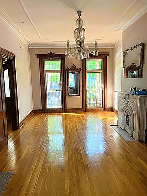 4th image of 141 Quincy St