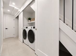 6 E 57th St #1A, Brooklyn, NY 11203