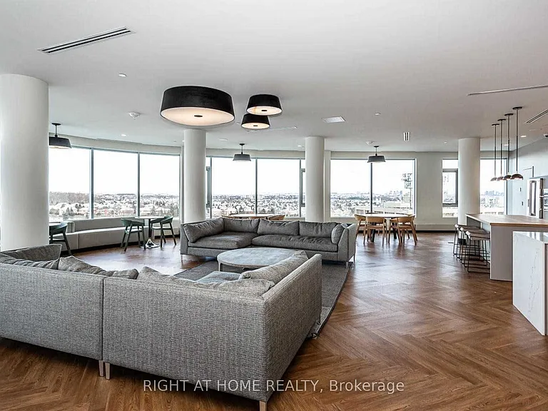 2520 Eglinton Ave W #1901 — Photo 7