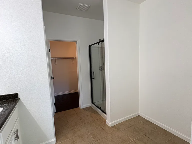8032 Monaco — Photo 6