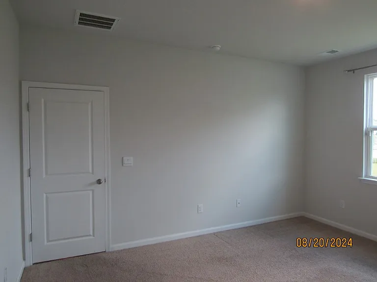 2155 Ainsley Dr — Photo 11