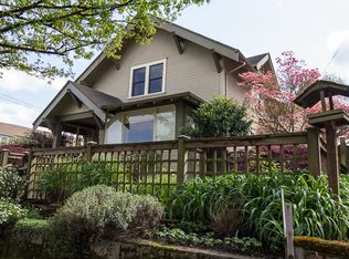2306 NE Everett St, Portland, OR 97232
