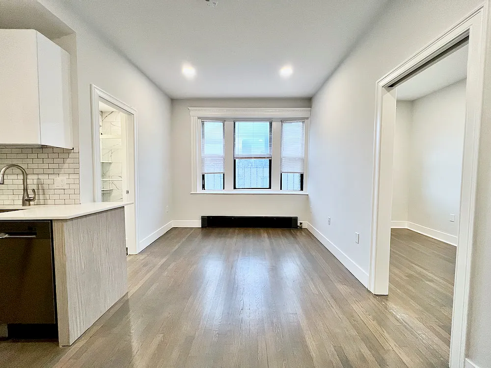 1 bed, 550 sqft, $2,800 — Photo 2
