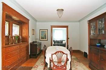 4th image of 552 Gladstone Ave SE