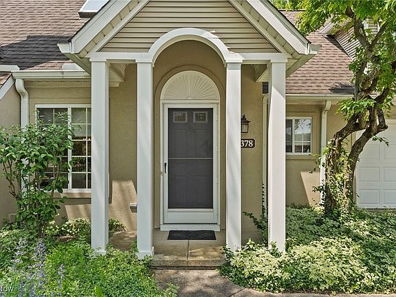 2nd image of 10378 N Pond Ln #2
