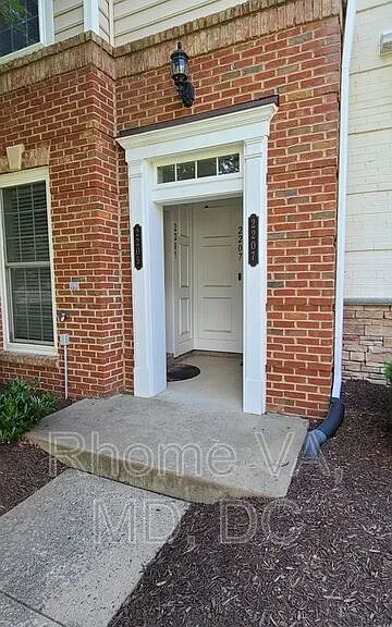 2205 Highbourne Dr — Photo 34