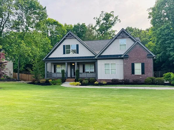 366 Dawson Manor Dr, Dawsonville, GA 30534