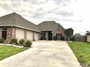 15053 Cross Creek Blvd, Walker, LA 70785