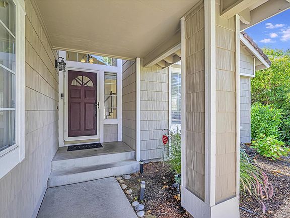 3rd image of 8626 Sassafras Street