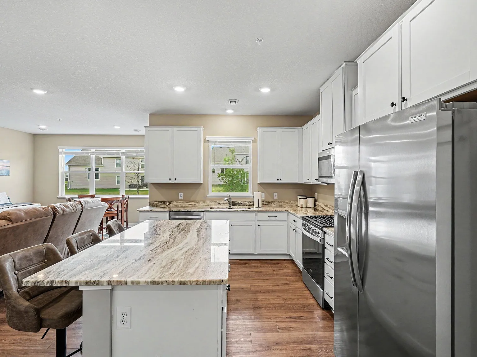 Kaylemore Trail, Rosemount (13860) LS KK1 - 1 — Photo 3
