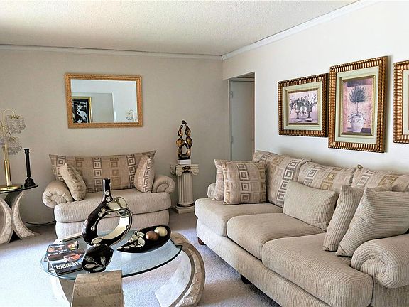 3rd image of 11982 Jerries Ln