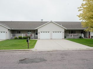 118 E 5th St N, Truman, MN 56088