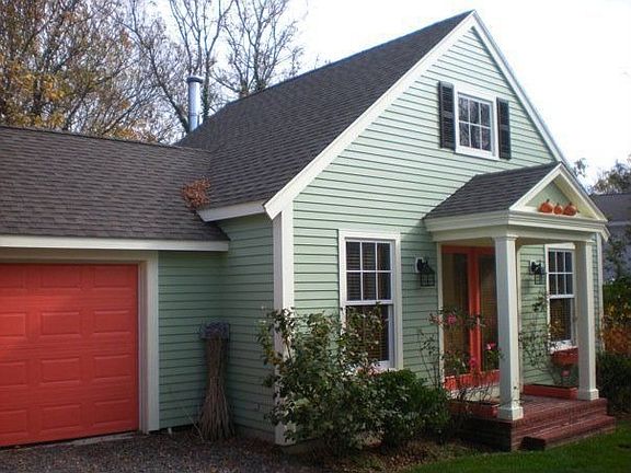Guest House with Garage