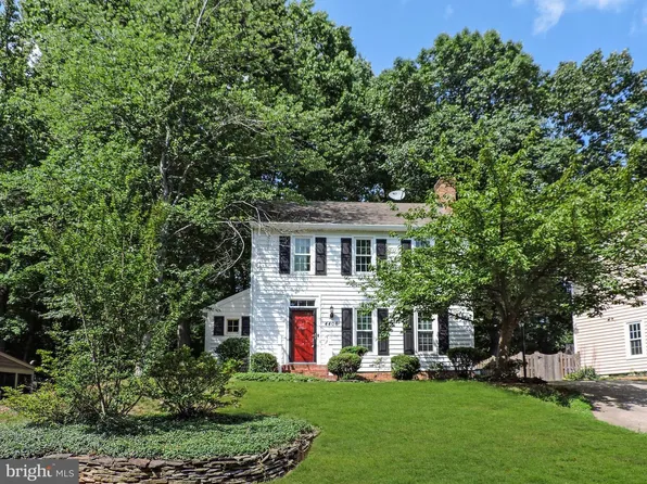 4406 Ridgewood Ct, Dumfries, VA 22025