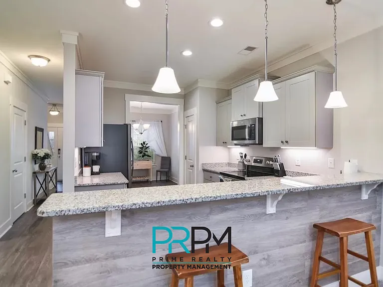 826 Stonebriar St #1 — Photo 6