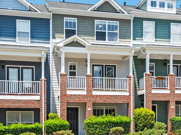 342 Kinellan Ln, Cary, NC 27519
