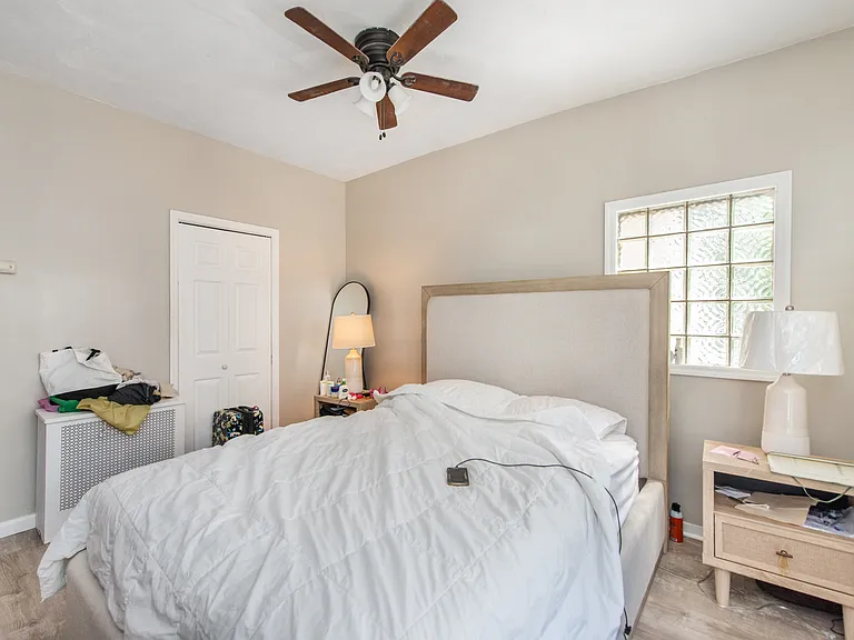 40 Olive St #1 — Photo 11