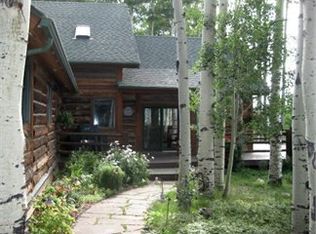 28 Kelly Creek Rd, Centennial, WY 82055