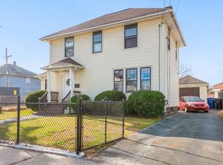 22 Windemere St, Springfield, MA 01104