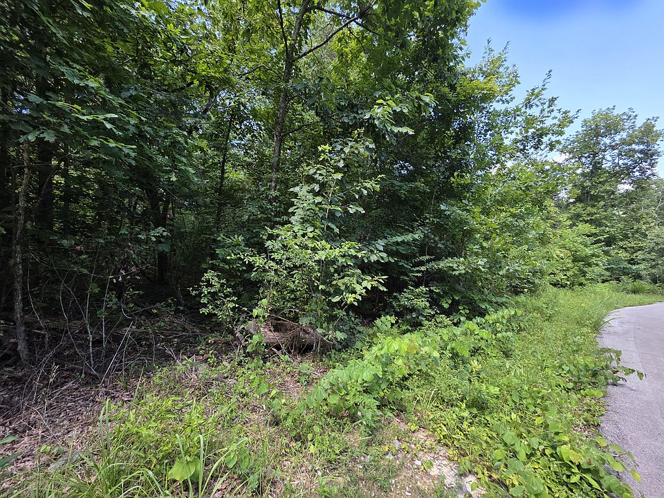 1st image of 750 Colonel Dr