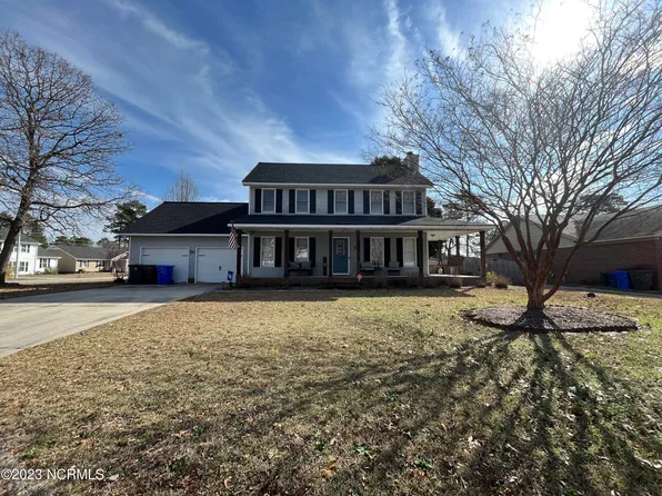 1701 Empress Lane, Fayetteville, NC 28304