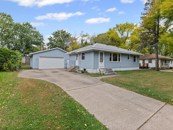 10964 Magnolia St NW, Coon Rapids, MN 55448