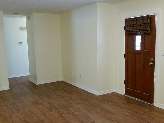 4th image of 4701 S Bailey Ave