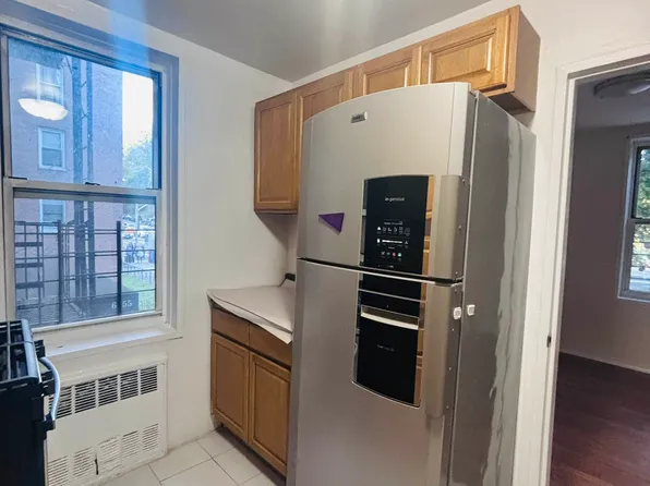 6555 Broadway image 17 of 18