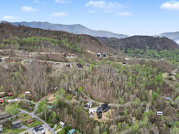2nd image of 223 Chimney Tops Way
