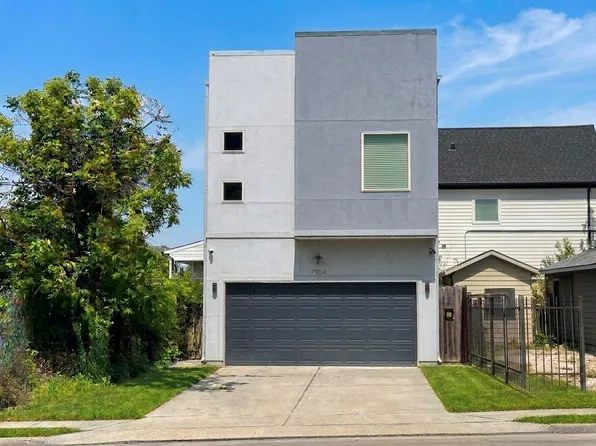 7904 N Main St, Houston, TX 77022