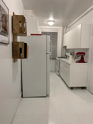 Rented by Metropolitan Equities | media 12