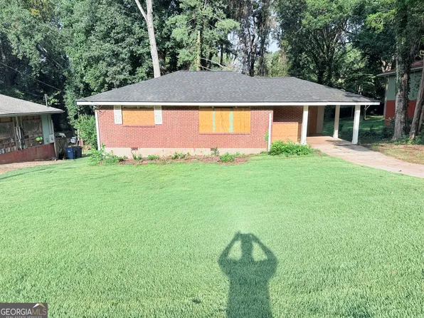 2879 Rockwood Rd, East Pt, GA 30344