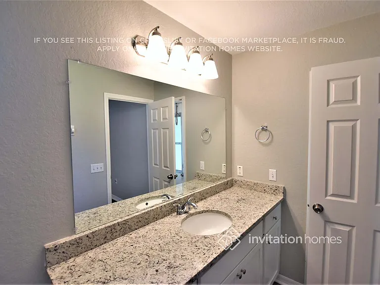 505 Seven Oaks St — Photo 17