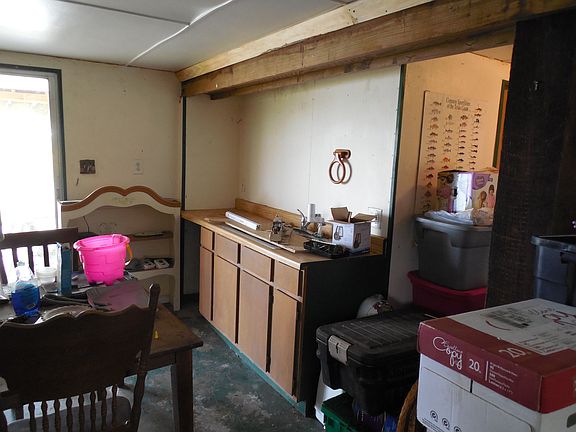 5th image of 107 Perch Ln